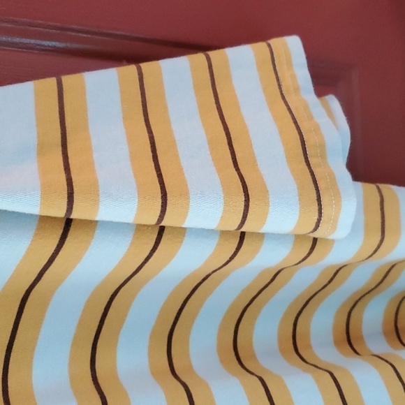 Offel yellow stripe man skate (boohoo man) SS tee size Medium 100%cotton - Picture 9 of 11